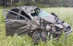 Смертельное ДТП в Татарстане: водитель погиб после опрокидывания авто