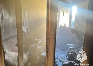 На пожаре в Челнах спасли двоих детей из задымленной многоэтажки