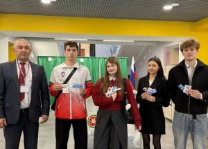 В Челнах студенты впервые приняли участие в выборах депутатов Госдумы