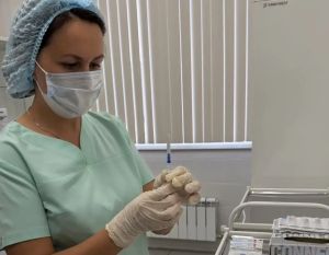 Пришли голосовать — могут сделать прививку: акция проходит в Челнах
