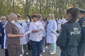 В детской поликлинике №2 провели тренировку по эвакуации