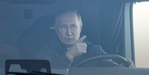 Вице-премьер Хуснуллин назвал поездку на КамАЗе с Путиным мечтой жизни