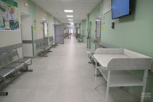 В Свердловской области сорвали плакат о контрацепции в женской консультации