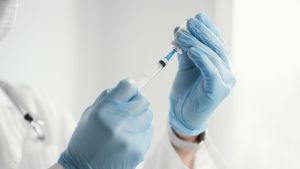 В России начались испытания вакцины против сезонных и пищевых аллергий