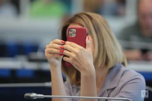 Казанка лишилась полумиллиона рублей после звонка «от мобильного оператора»