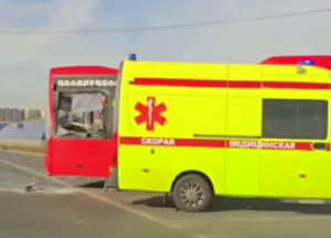 В Казани автобус врезался в «КамАЗ», пострадала женщина