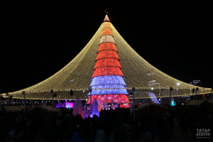 У Чаши в Казани сегодня зажгут главную новогоднюю ёлку