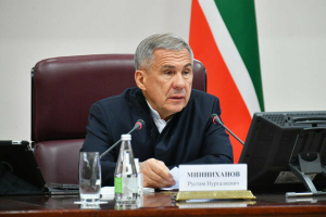 Минниханов поручил усилить меры наблюдения за воздушным пространством