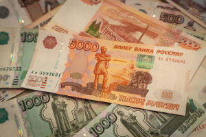 Силовики смогут блокировать счета россиян без суда по новому закону