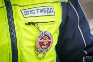 На трассе М7 загорелась фура с углем для мангала