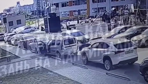 В Казани водитель сбил восьмилетнюю девочку во дворе многоэтажки