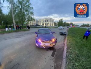В Челнах скончался водитель скутера после ДТП с Kia на большой скорости