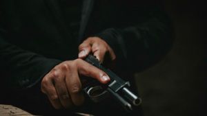 В Елабуге мужчина выстрелил подростку в лицо — дело передано в суд