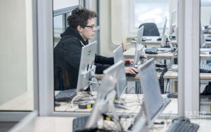 Половина жителей Челнов вынуждены работать сверхурочно — опрос SuperJob