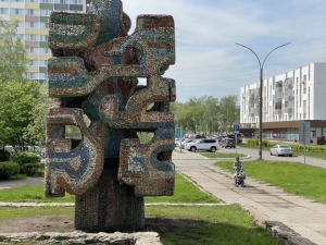 В Челнах создадут документальный мультфильм о скульптуре «Метеорит»