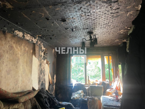 В Челнах при пожаре в многоэтажке погиб мужчина — возгорание на 3-м этаже