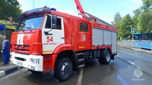 В Челнах мужчина упал в трёхметровую траншею и попал в больницу