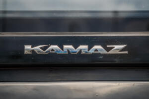 КАМАЗ переходит на трёхдневку из-за падения продаж на 30%