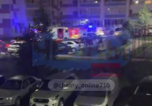 Челнинка с ребенком спасалась на балконе из-за задымившейся стиралки