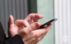 Мошенники выманивают доступ к Госуслугам под видом доставки цветов