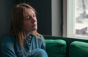 Энергетики связали с риском суицидальных мыслей — что показали исследования