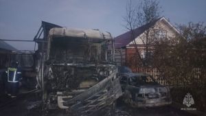 В Буинске мужчина погиб и двое пострадали при пожаре в гараже