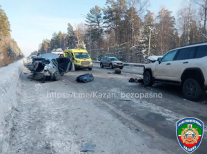 После массового ДТП на Матюшинском тракте скончался ещё один пассажир