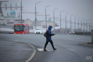 МЧС предупредило о сильном ветре и гололедице 4 октября в Татарстане