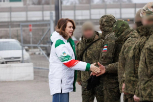 Альфия Когогина доставила гумгруз в зону СВО к 23 февраля