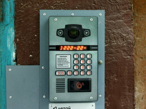 Домофоны в Казани, Челнах и Нижнекамске предупреждают о ракетной опасности