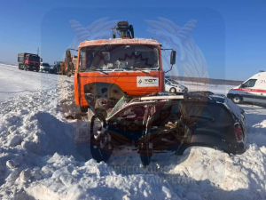 В Альметьевском районе в ДТП с КамАЗом погибла водитель Renault