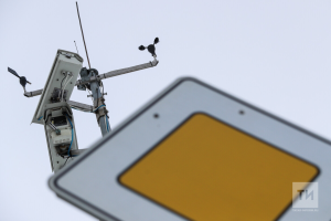 В Татарстане камеры начали фиксировать водителей с телефонами