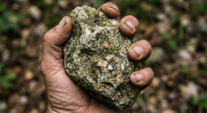 В Челнах вооруженный камнем грабитель получил срок за нападение в магазине