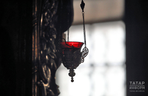 Благодатный огонь сошел в Иерусалиме перед Пасхой