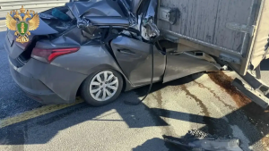 Смертельное ДТП на М-12: легковушка влетела под грузовик