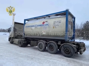 В Казани автомойщик погиб в цистерне фуры от токсичных паров