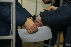 В Казани задержали мужчину, укравшего ценности из незапертого автомобиля