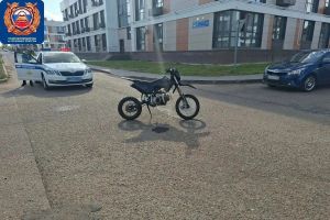 13-летний подросток на питбайке попал в ДТП с легковушкой в Челнах