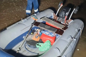 В Татарстане спасатели нашли рыбака, потерявшего лодку на Каме