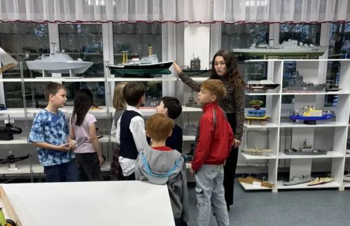 В Челнах открылась выставка юных изобретателей