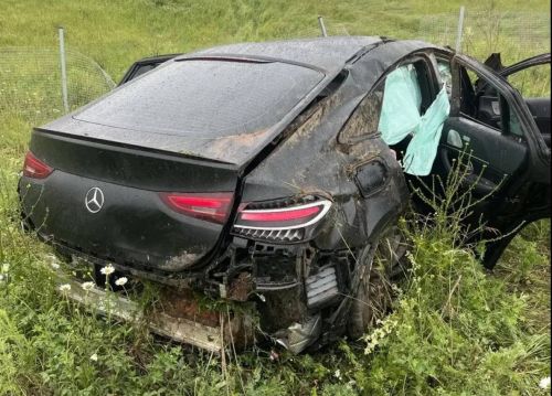 На трассе М-12 в Татарстане погиб водитель Mercedes после ДТП