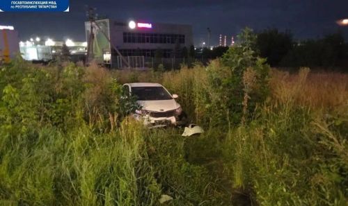 В Челнах столкнулись три автомобиля, пострадали водители и пассажирка