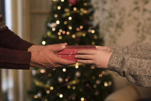 Челнинцы назвали самые желанные подарки на Новый год